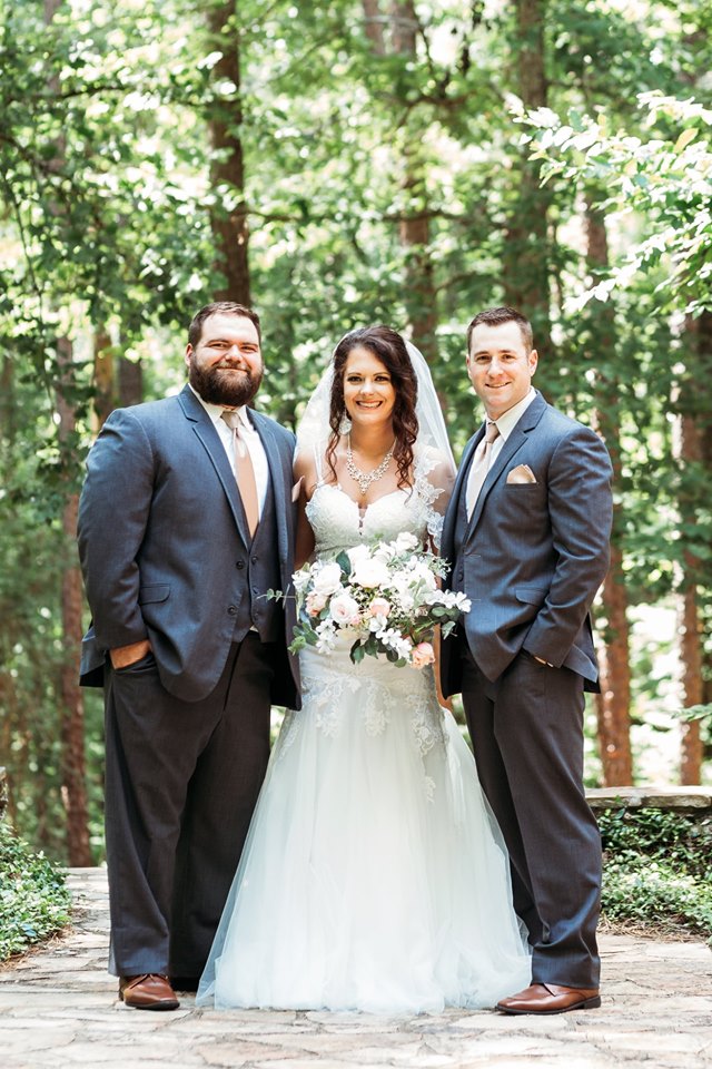 This image has an empty alt attribute; its file name is fiona-and-brandon-wedding-boys-and-fiona.jpg